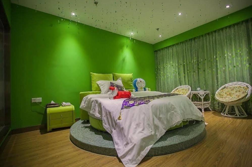 Chongqing Xinhao Theme Hotel Екстер'єр фото